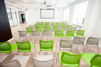 Коворкинг GrowUp и венчурный фонд iDealМаchine запускают совместный акселератор для стартапов